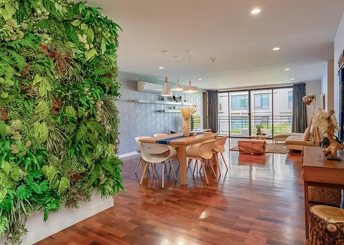 Benviar Tonson Residence